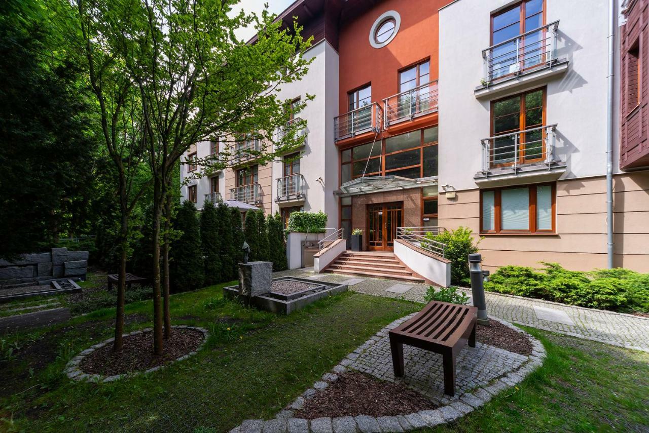 Beachfront Apartment Haga With Free Parking By Noclegi Renters Sopot Exterior photo